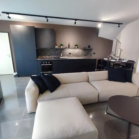 Hana Apartment