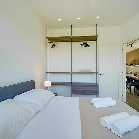 Apartment Hana *